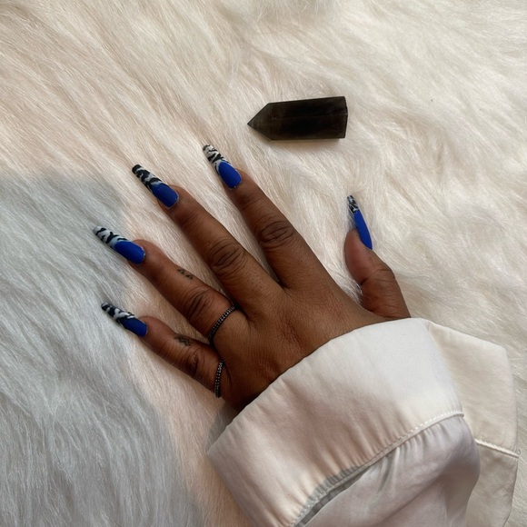 “Oasis” Press On Set by LoveScottiNails - Picture 7 of 8